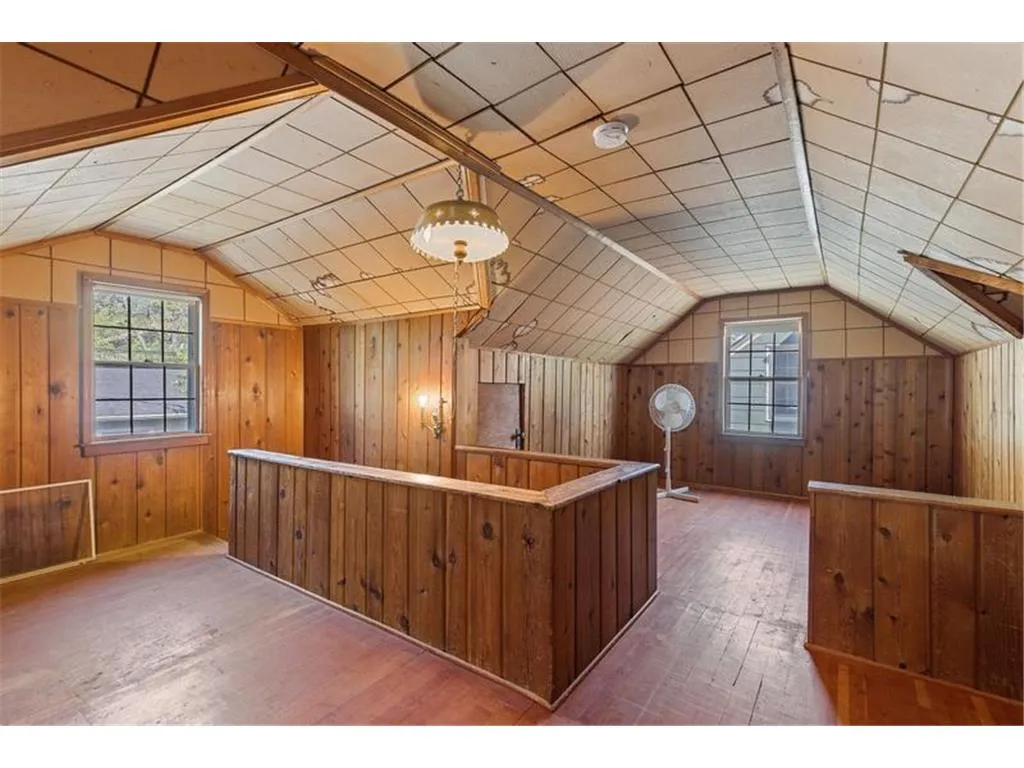 Master Suite Bath, before renovation