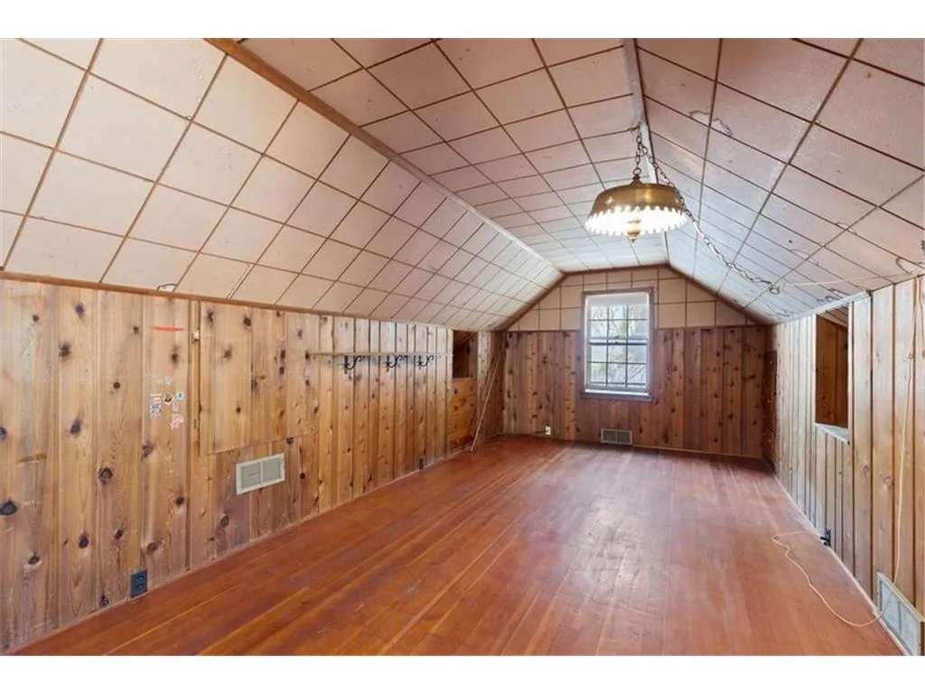 Master Suite, before renovation